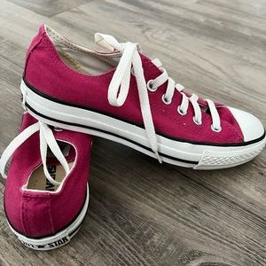 Women’s Converse Chuck Taylor red shoes, size 7